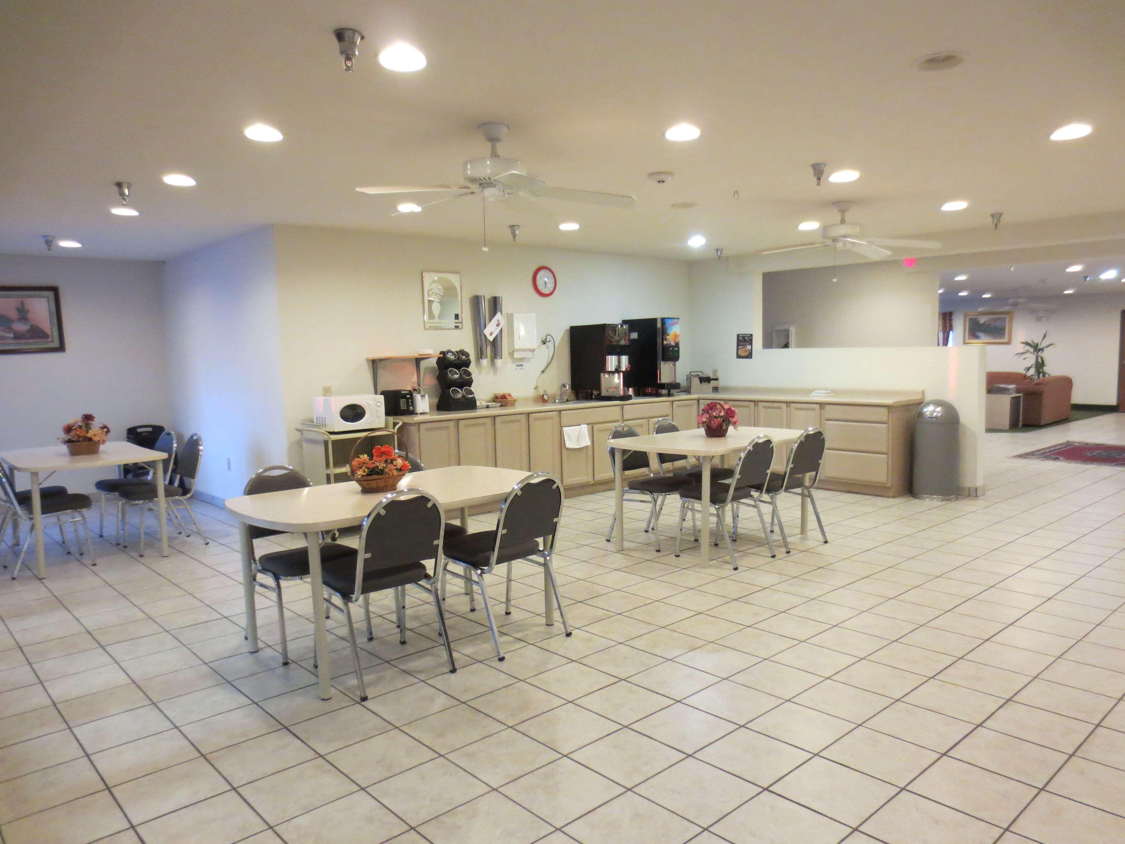Pinckneyville Inn And Suites Dış mekan fotoğraf