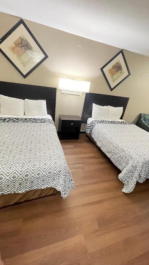 Pinckneyville Inn And Suites Dış mekan fotoğraf