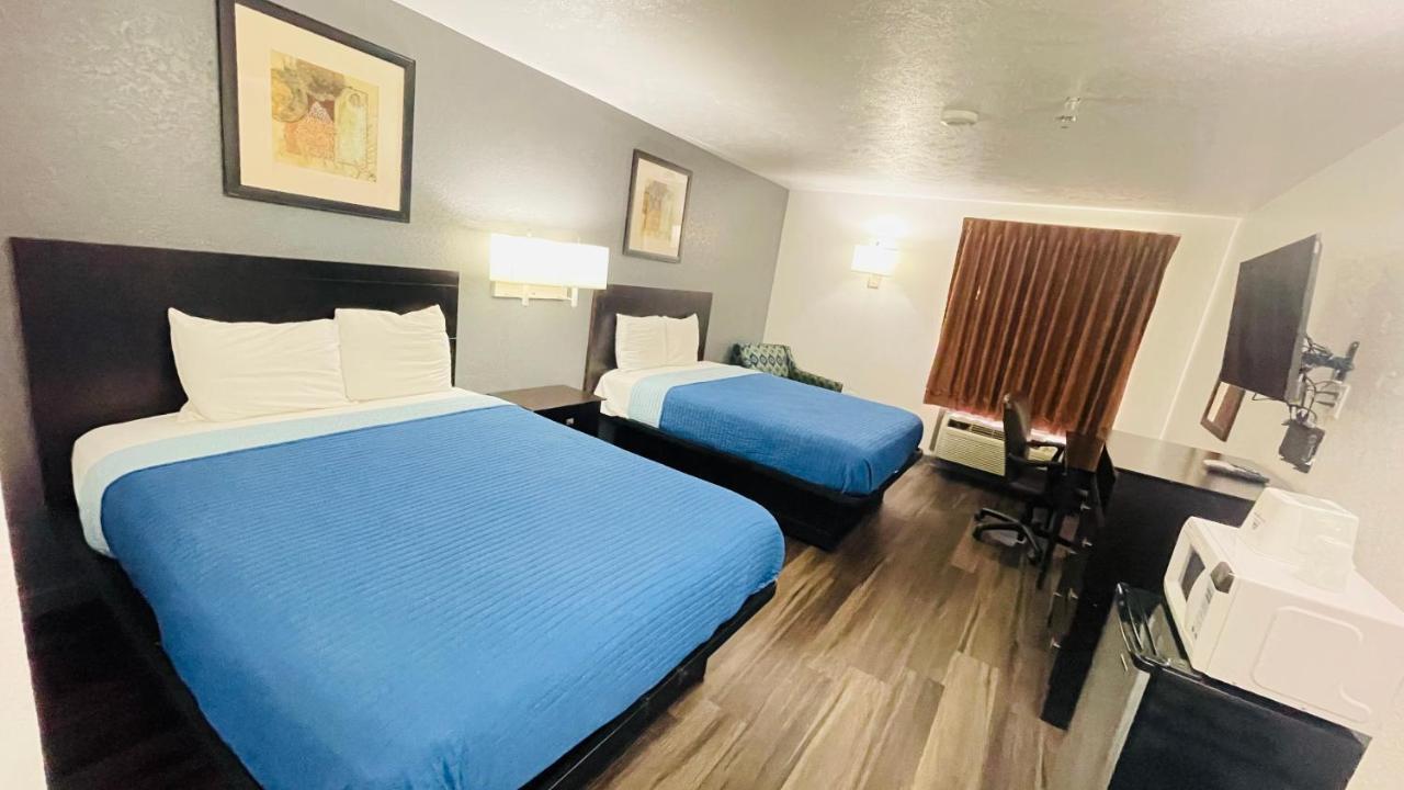 Pinckneyville Inn And Suites Dış mekan fotoğraf