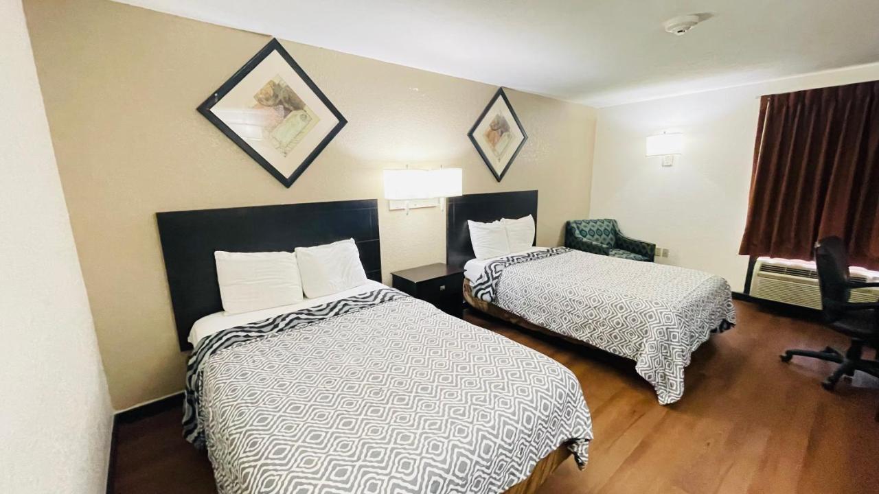 Pinckneyville Inn And Suites Dış mekan fotoğraf